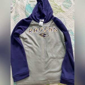 Kids size M 8 Baltimore Ravens Hoodie Pullover - Gray & Purple